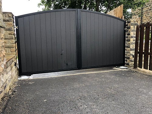 Composite Electric Gates Round Top