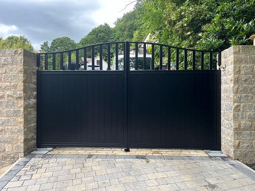 Black Aluminium Cladded Steel Electric Gates close up